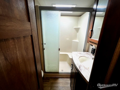 2017 Keystone Montana 3950BR RV Photo 4