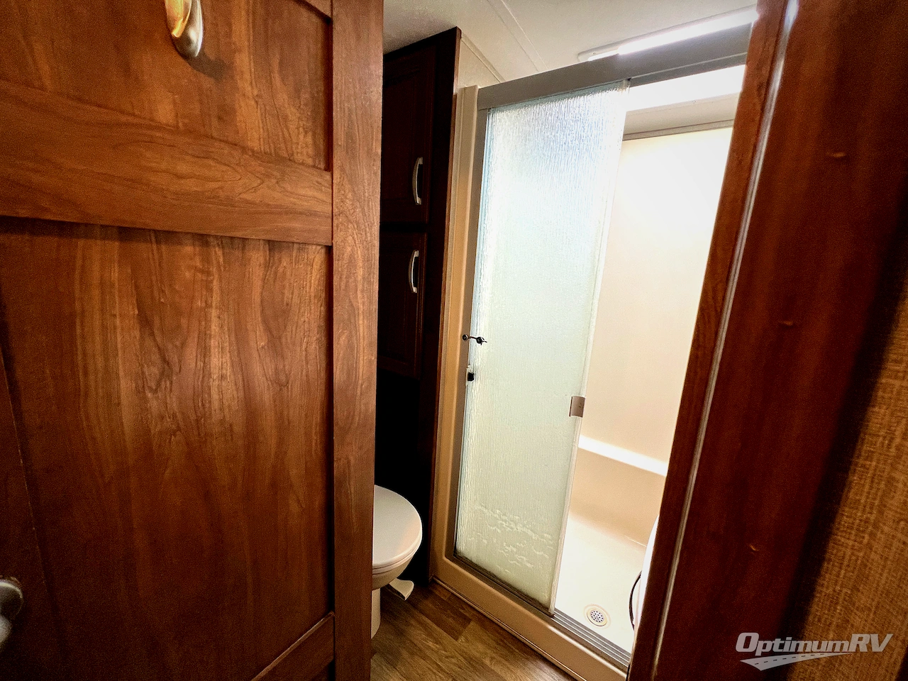 2017 Keystone Montana 3950BR Photo 24