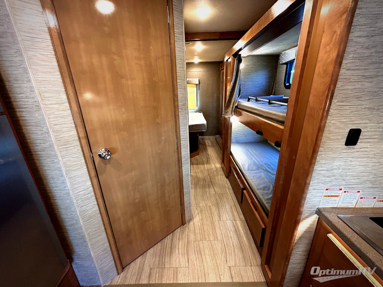 2021 Thor Quantum LF31 Photo 17