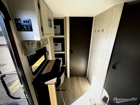 2026 Prime Time Avenger 25MKO RV Photo 2