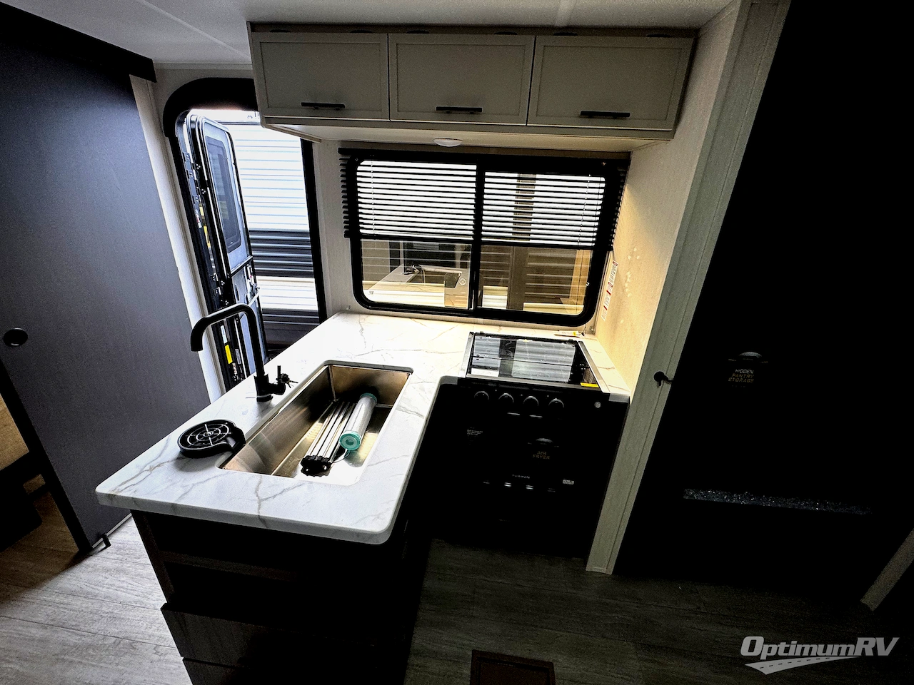 2026 Prime Time Avenger 23BHS Photo 5