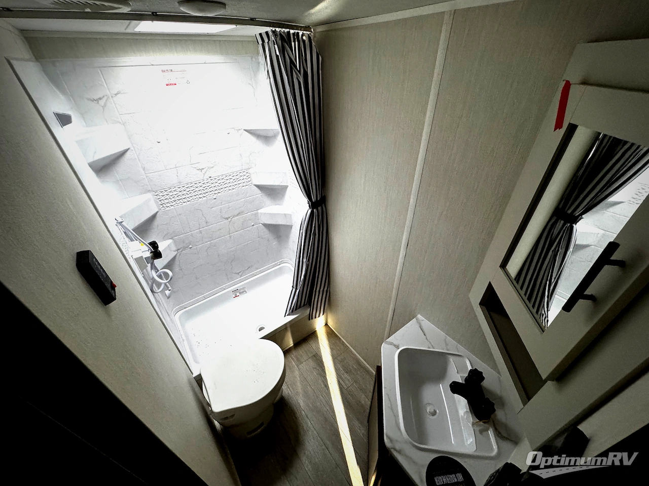 2026 Prime Time Avenger 26DBS Photo 12