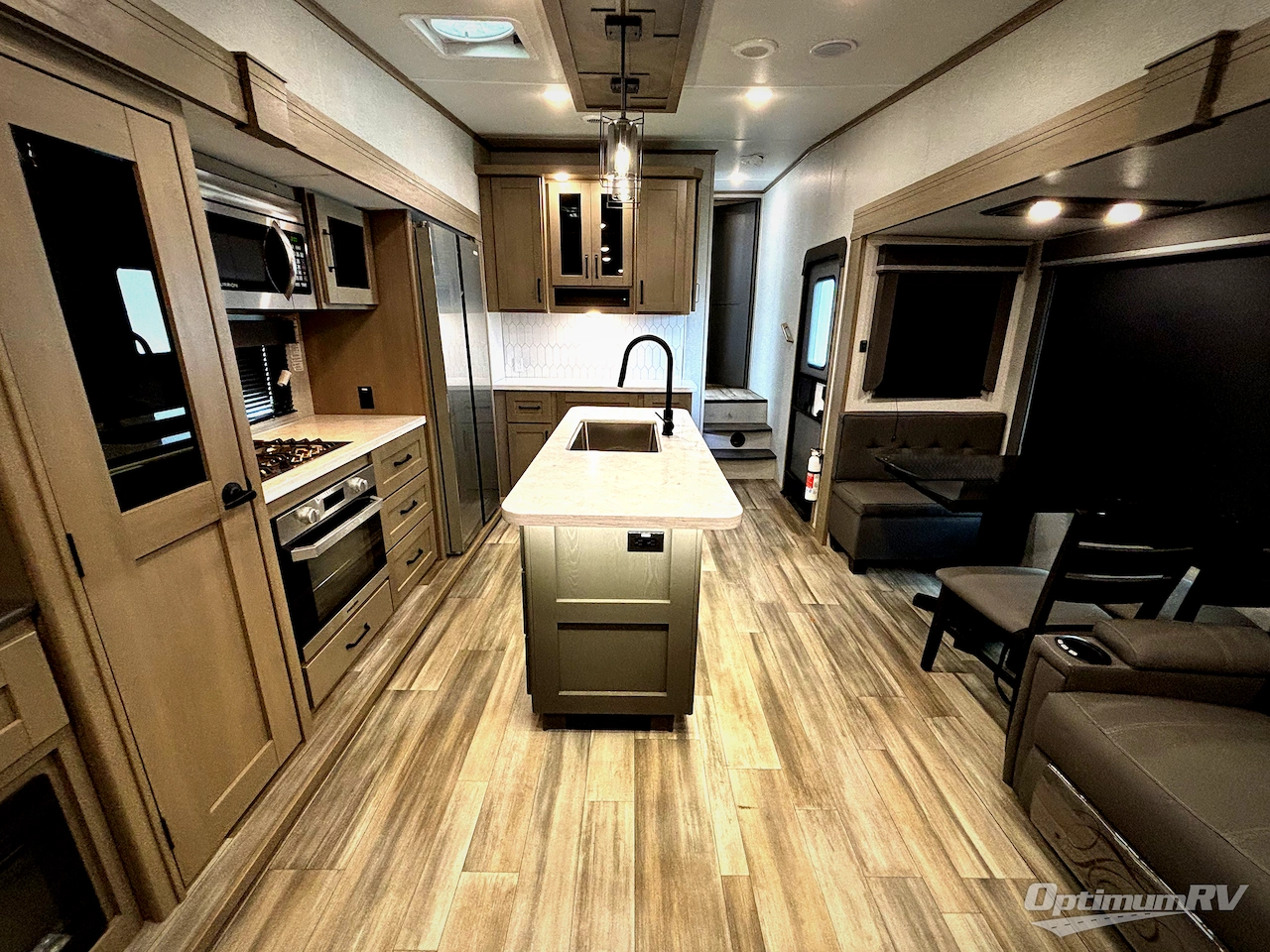 2023 Grand Design Reflection 337RLS Photo 5