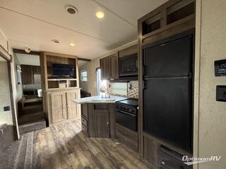 2016 Palomino Puma Unleashed 351-THSS RV Photo 3