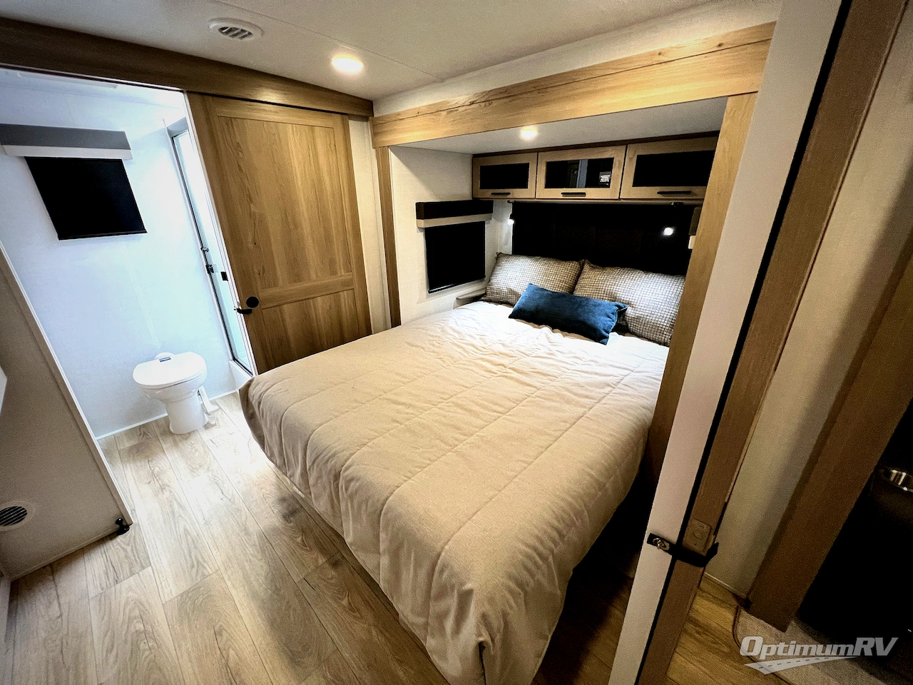 2026 Forest River Flagstaff Micro Lite 25MBR Photo 12