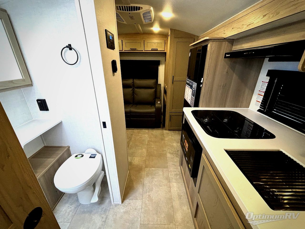 2026 Forest River Flagstaff E-Pro E19RL Photo 4