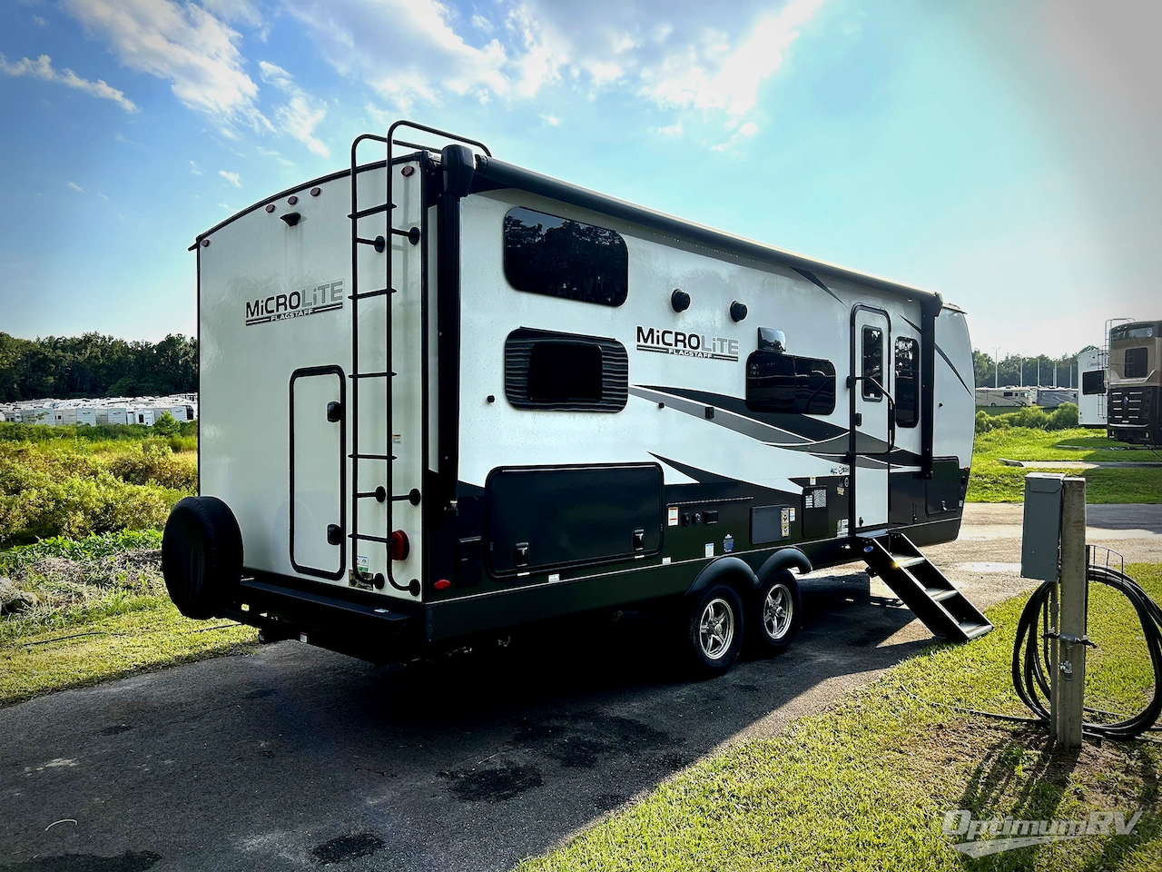 2025 Forest River Flagstaff Micro Lite 25BRDS Photo 2