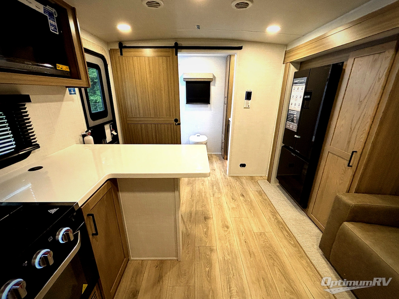 2027 Forest River Flagstaff Micro Lite 25SRB Photo 4