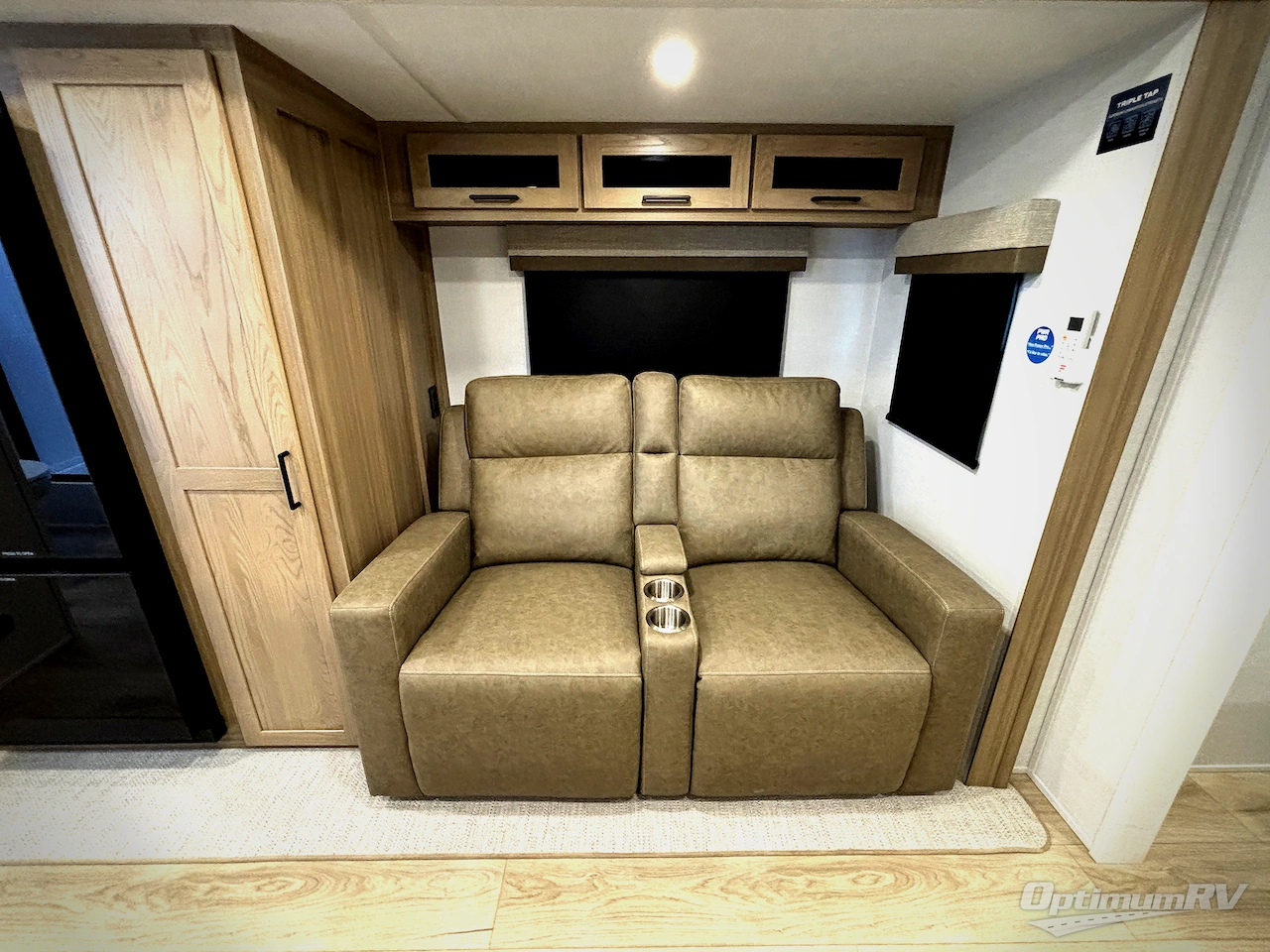 2027 Forest River Flagstaff Micro Lite 25SRB Photo 11