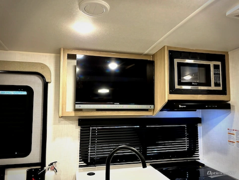 2024 Forest River Rockwood Mini Lite 2109S RV Photo 4