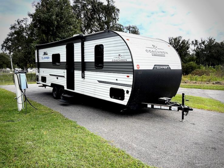 2024 Coachmen Clipper 5K Series 26BH RV Photo 1