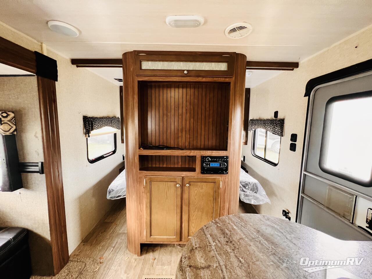 2018 Heartland Prowler 32P BHS Photo 8