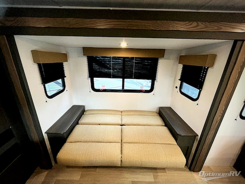 2025 Keystone Bullet Classic 1840RB RV Photo 4