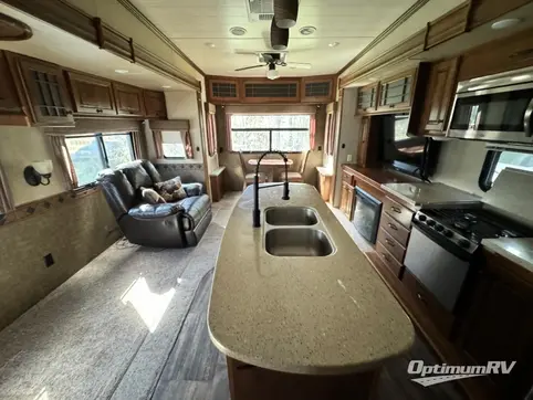 2014 Heartland Bighorn 3570RS RV Photo 2