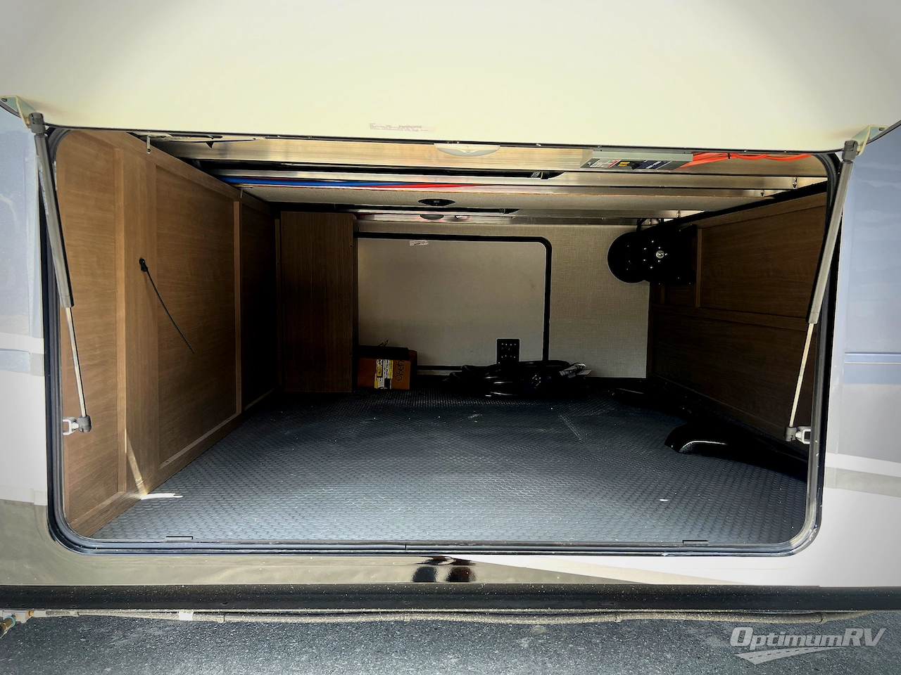 2025 KZ Durango Gold G391RKF Photo 4