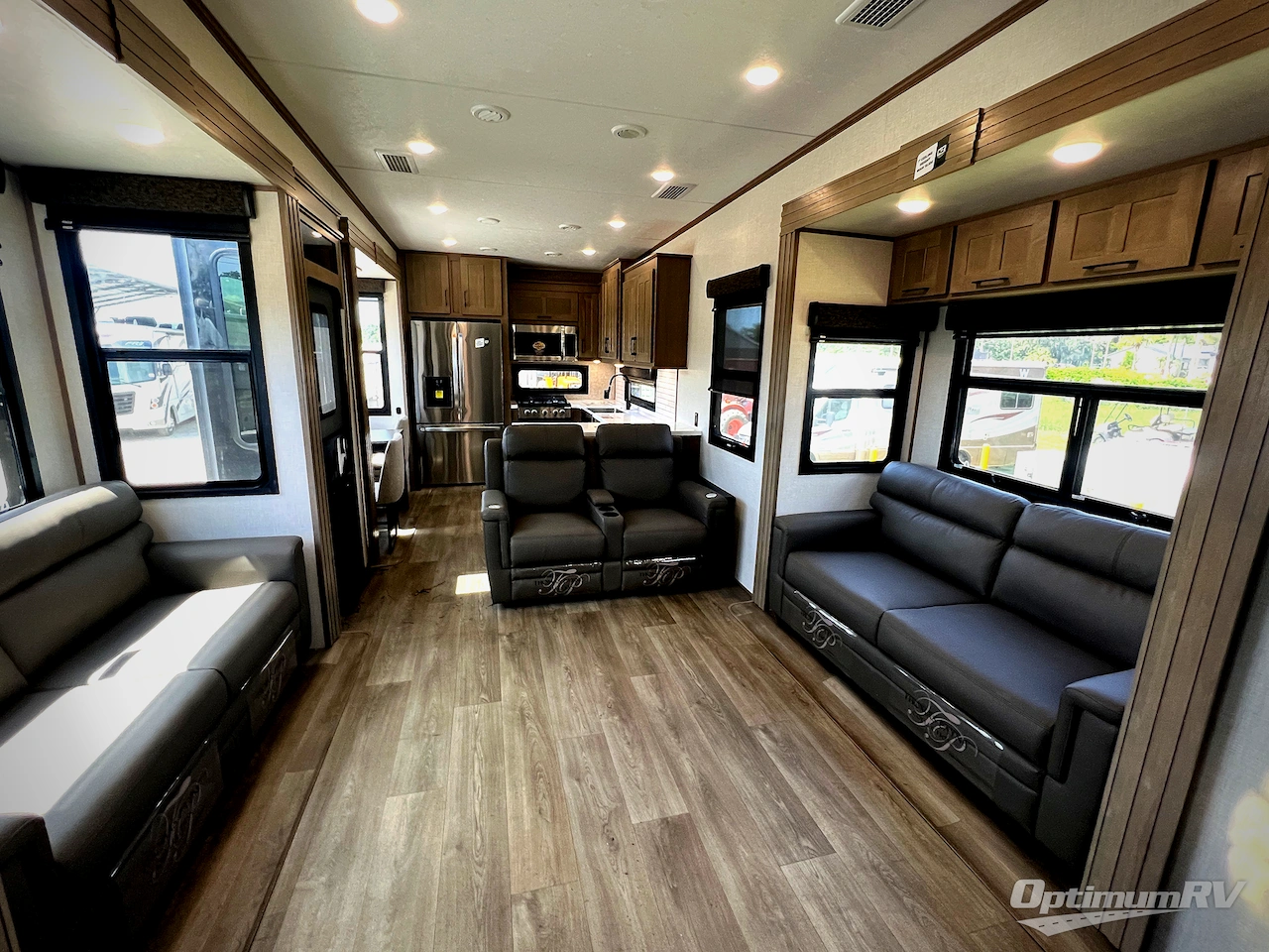 2025 KZ Durango Gold G391RKF Photo 10