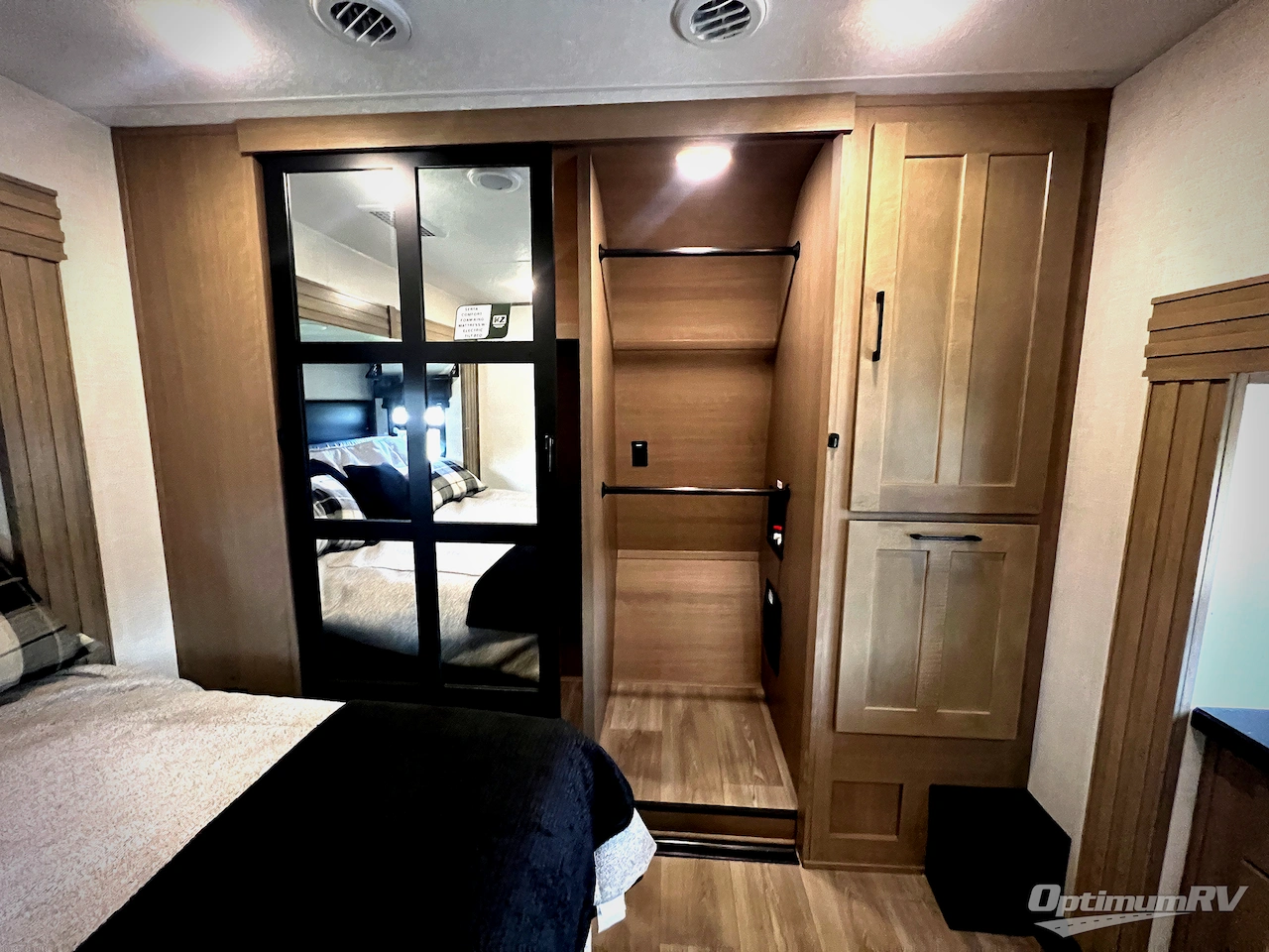 2025 KZ Durango Gold G391RKF Photo 25