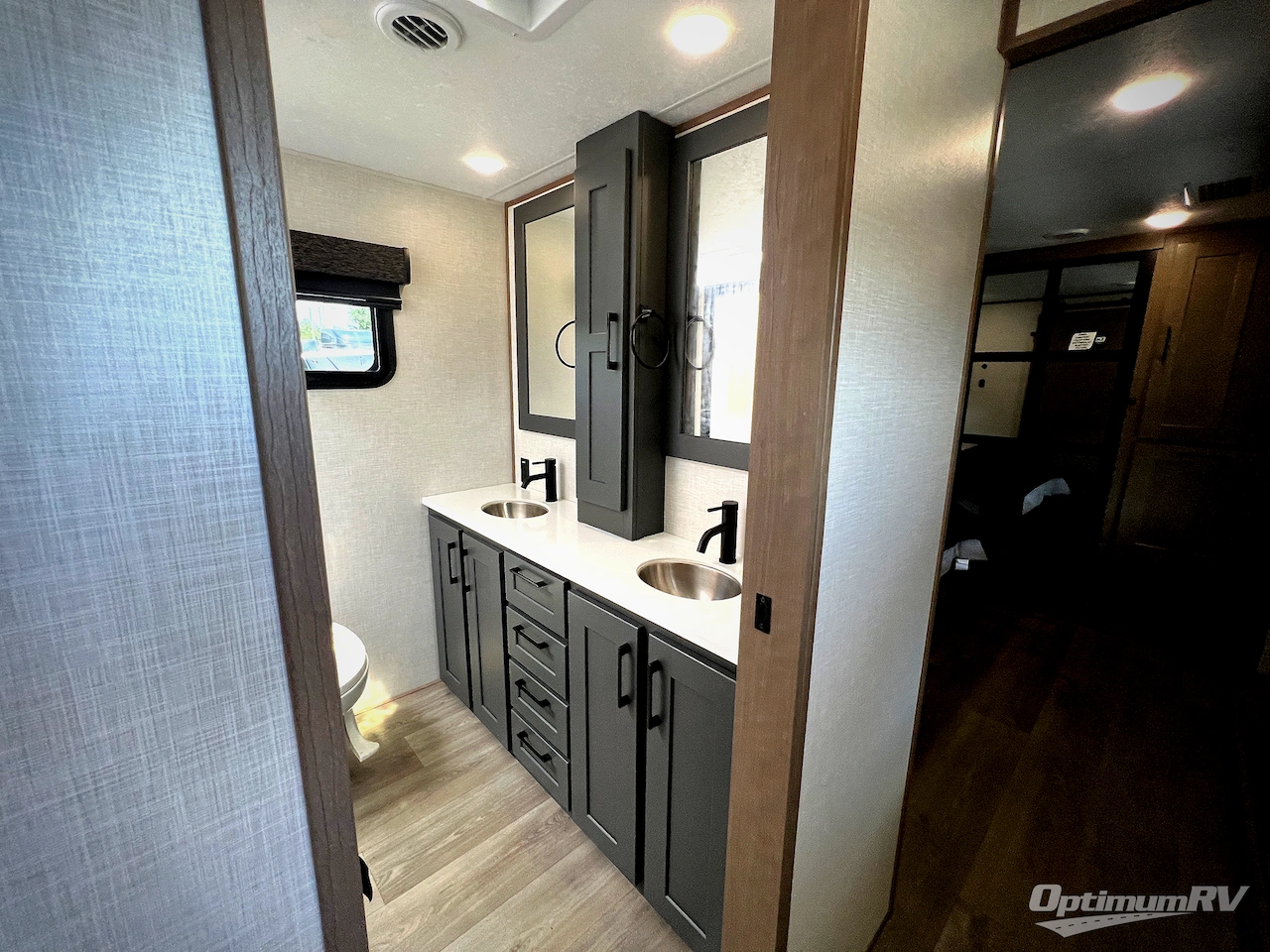 2025 KZ Durango Gold G391RKF Photo 27