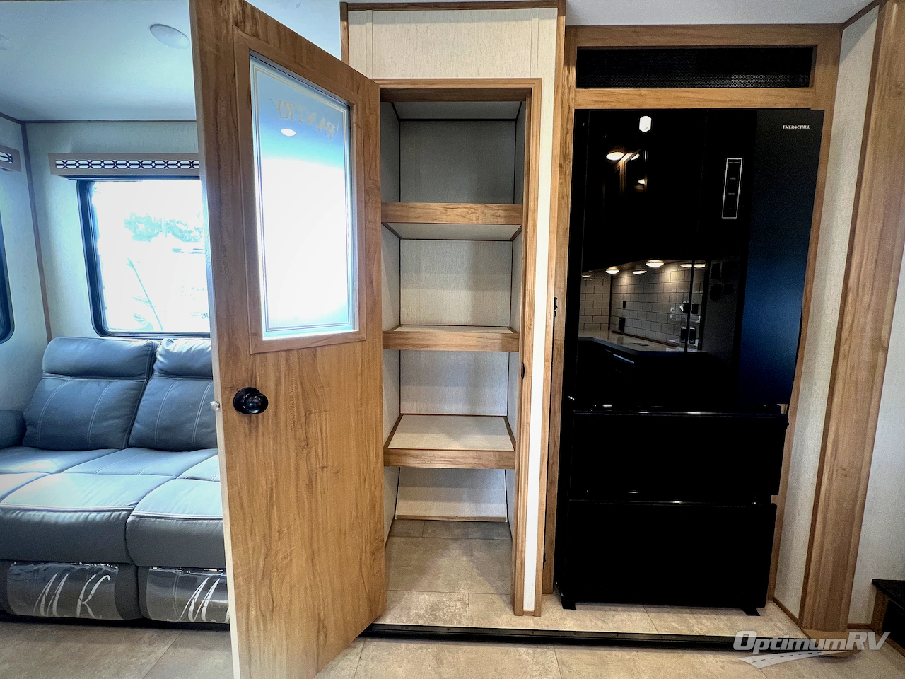 2023 Forest River Vengeance Rogue Armored VGF4007G2 Photo 11