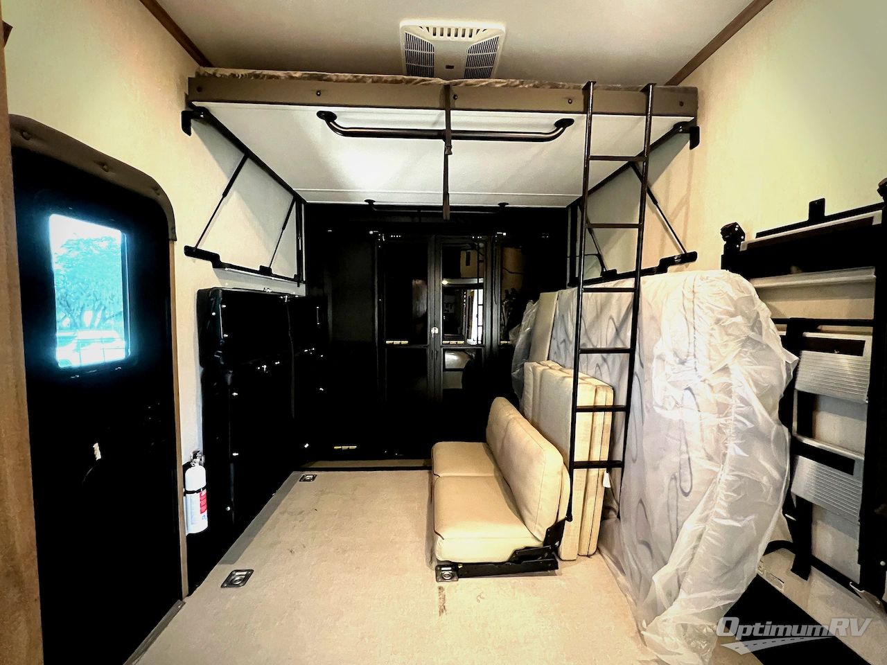 2023 Forest River Vengeance Rogue Armored VGF4007G2 Photo 16