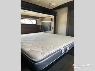 2021 Jayco Pinnacle 36FBTS RV Photo 2