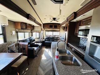 2017 Jayco North Point 377RLBH RV Photo 2