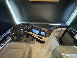 2019 Fleetwood Pace Arrow LXE 38K RV Photo 2