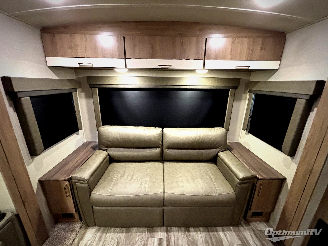 2022 Grand Design Imagine 2970RL Photo 17