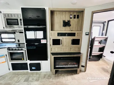 2024 Palomino Puma 28DBFQ RV Photo 2