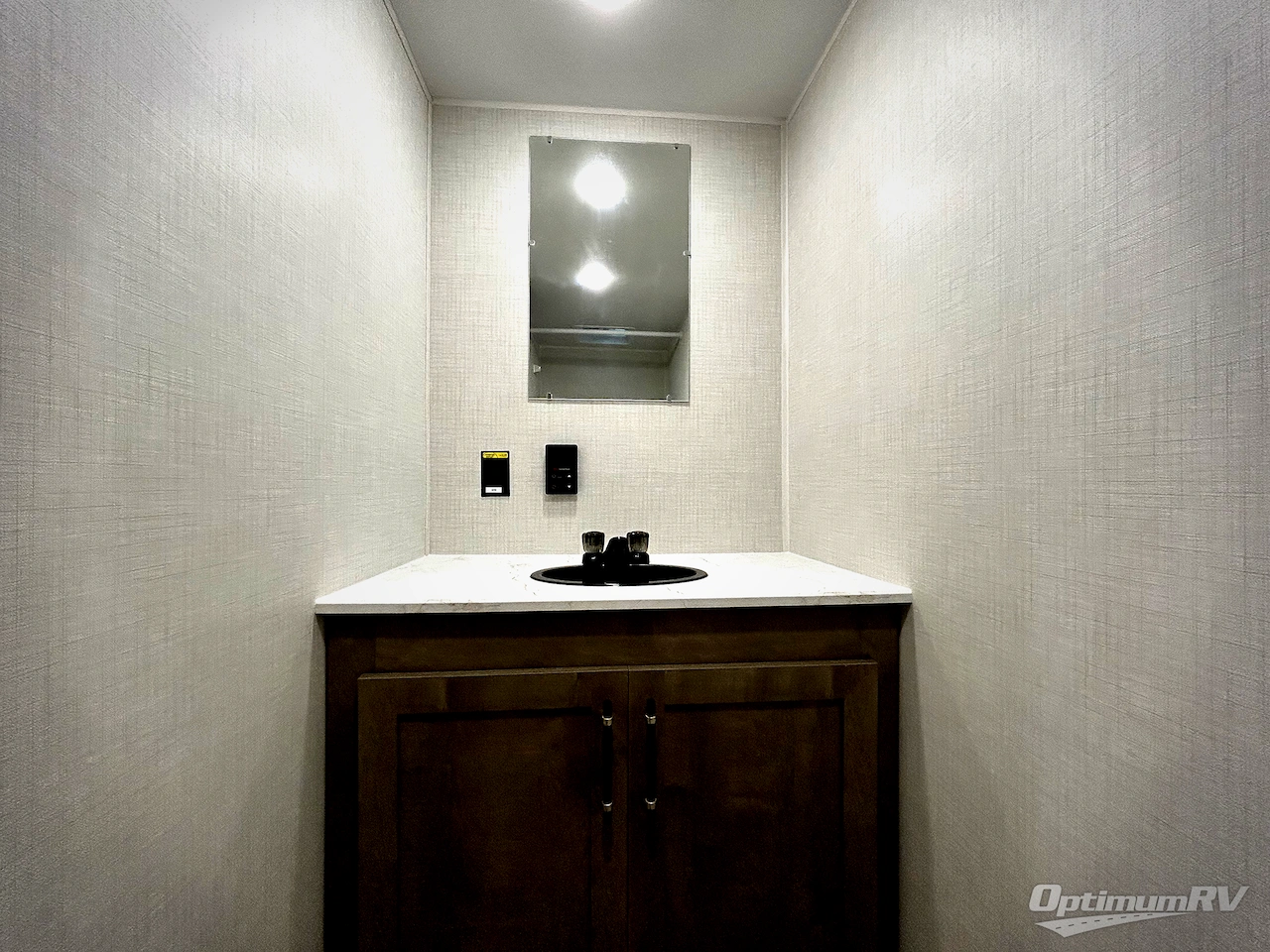 2026 Keystone Springdale Mini 1700FQ Photo 10