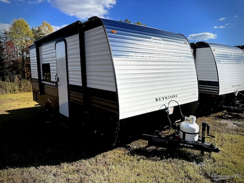 New 2026 Keystone Springdale Mini 1700FQ Featured Photo