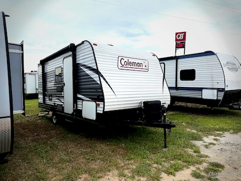 Used 2020 Dutchmen Coleman Lantern LT Series 17FQ Featured Photo