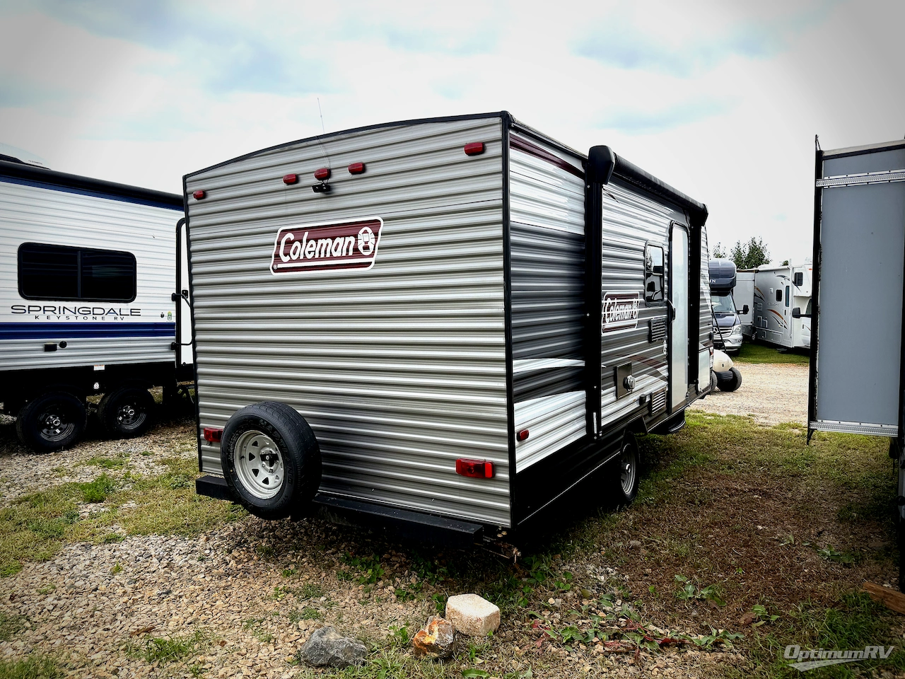 2020 Dutchmen Coleman Lantern LT Series 17FQ Photo 2