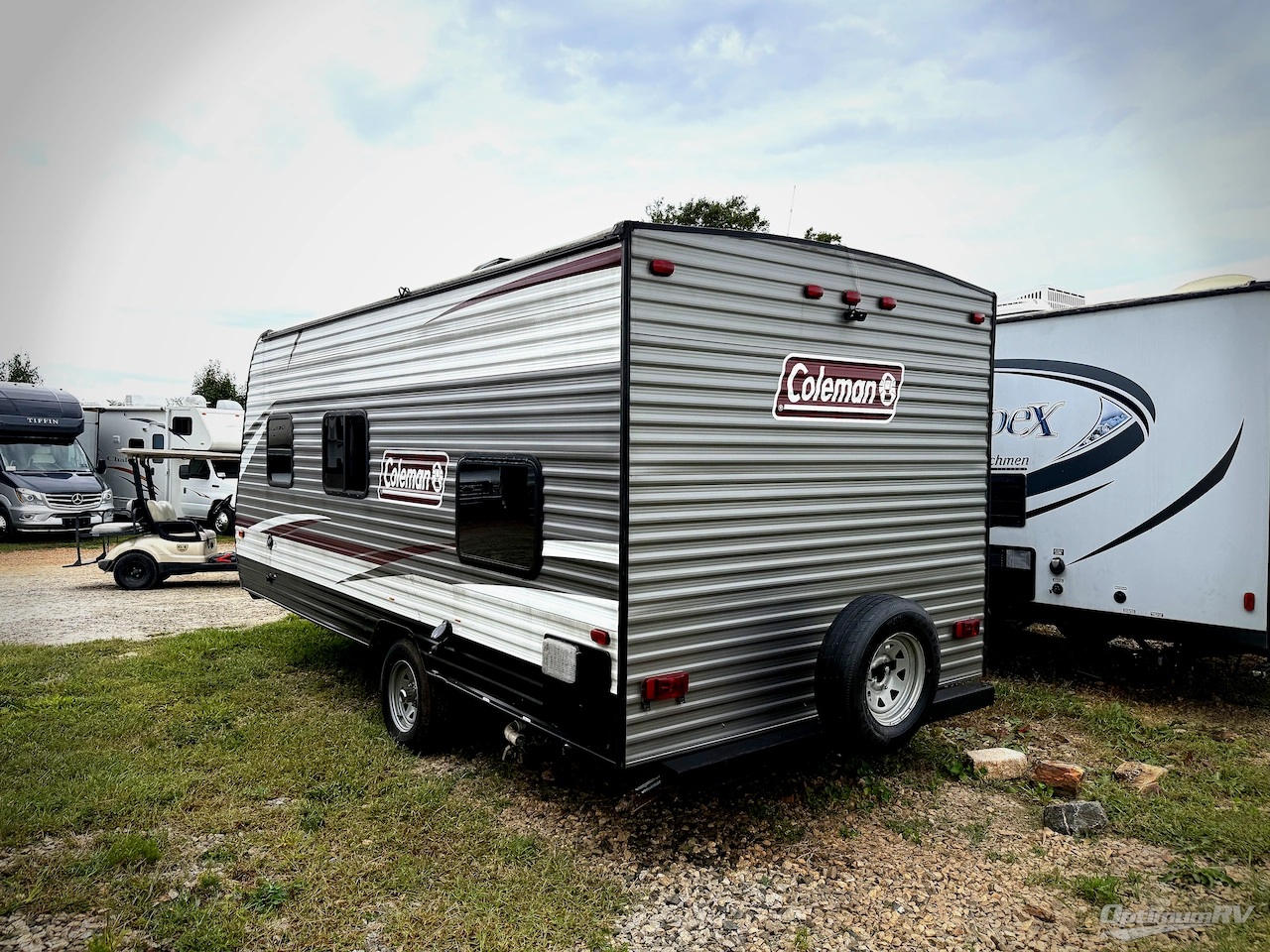 2020 Dutchmen Coleman Lantern LT Series 17FQ Photo 3