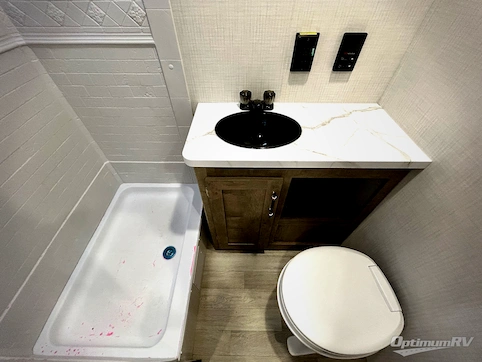 2026 Keystone Springdale Classic 200RLC RV Photo 4