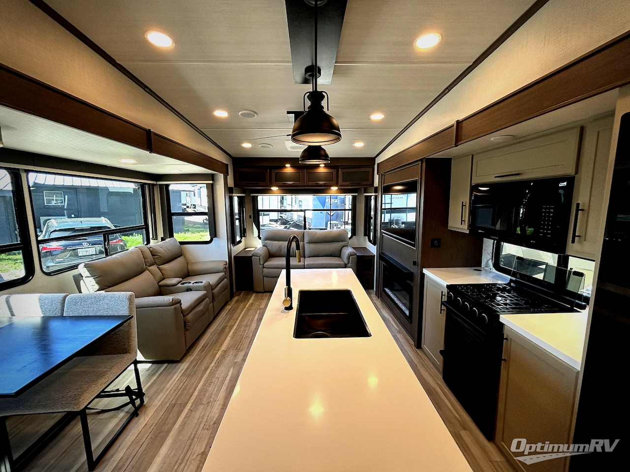 2026 Keystone Cougar 316RLS Photo 4