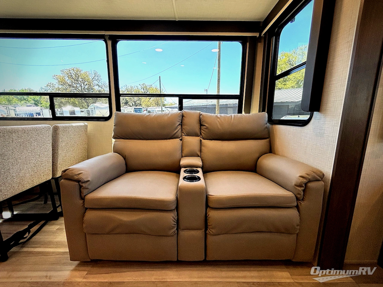 2026 Keystone Cougar 316RLS Photo 15