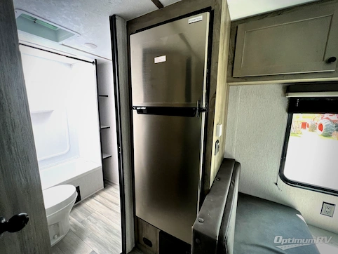 2026 Sunset Park Sun Lite LTD 21DB RV Photo 4