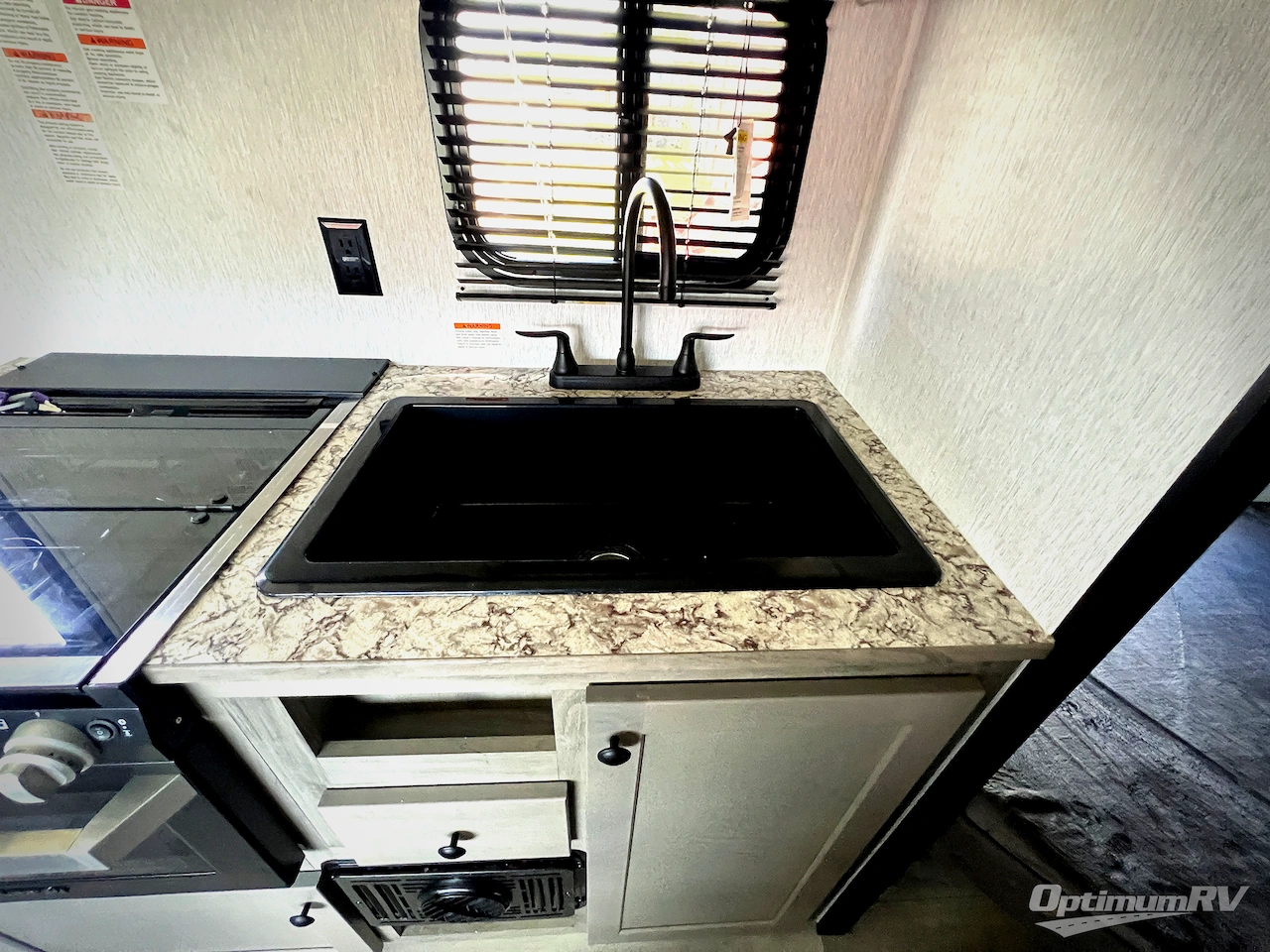 2026 Sunset Park Sun Lite LTD 21DB Photo 8