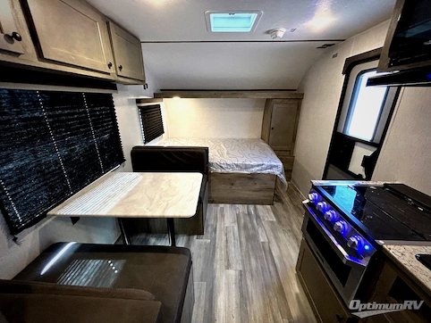 2026 Sunset Park Sun Lite LTD 21DO RV Photo 3