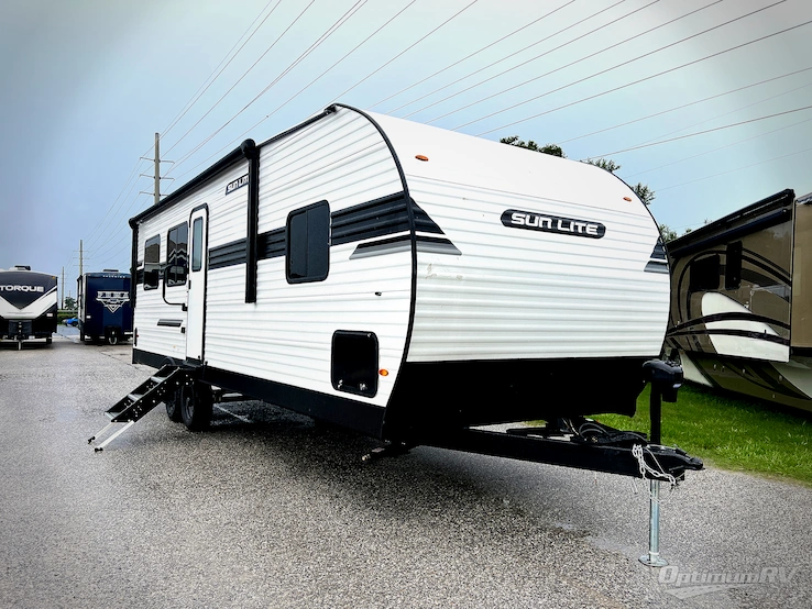 2026 Sunset Park Sun Lite 27WQB RV Photo 1