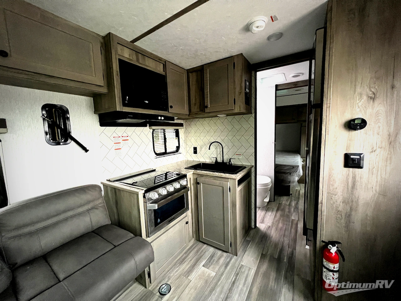 2026 Sunset Park Sun Lite 27WQB Photo 10