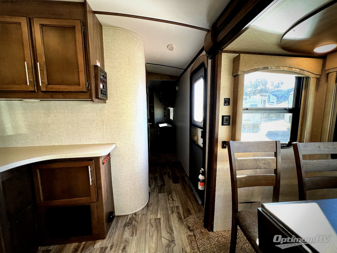 2018 Keystone Cougar Half-Ton Series 32RLI Photo 15