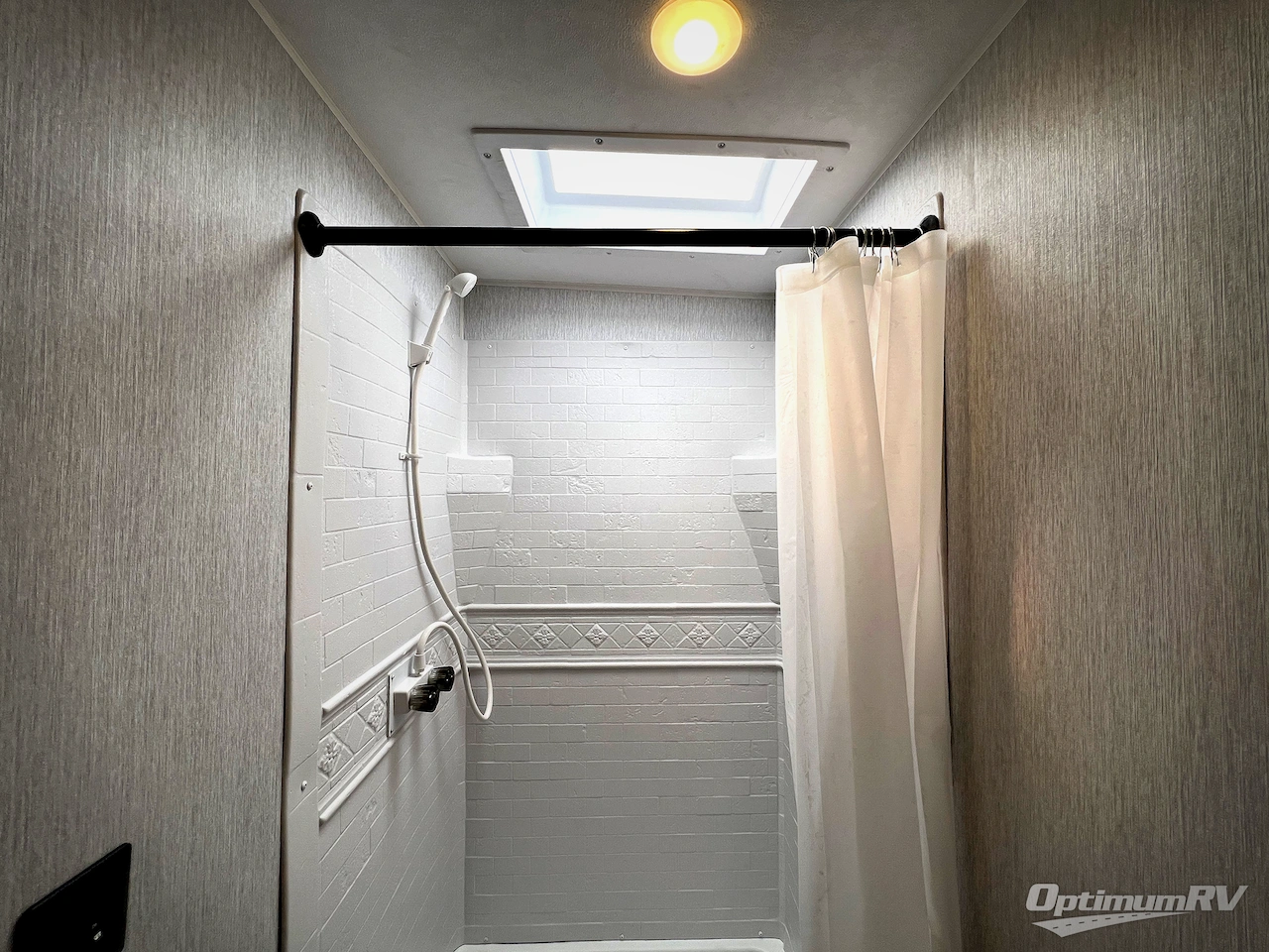 2026 Sunset Park Sun Lite 27WQB Photo 13