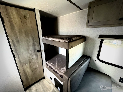 2026 Sunset Park Sun Lite LTD 19BH RV Photo 4