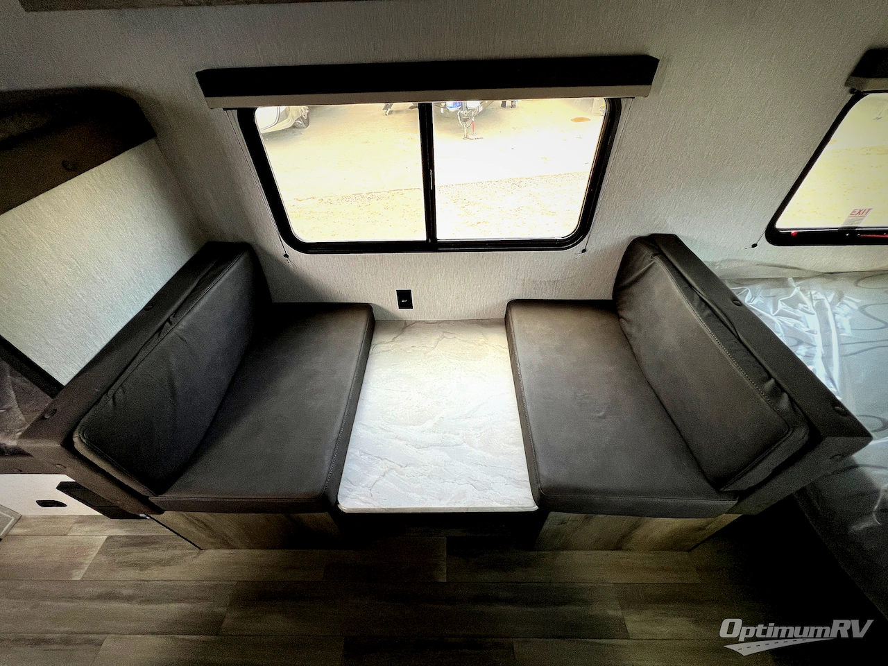 2026 Sunset Park Sun Lite LTD 19BH Photo 7