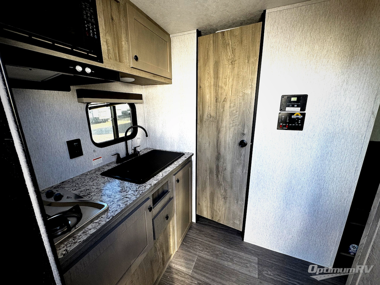 2026 Sunset Park Sun Lite LTD 19RK Photo 2