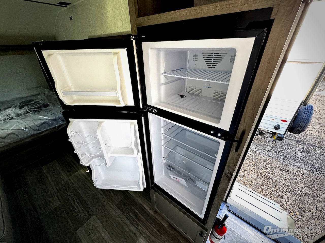 2026 Sunset Park Sun Lite LTD 19RK Photo 12