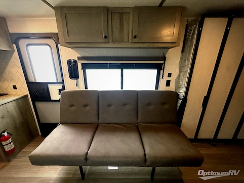 2026 Sunset Park Sun Lite 21TH RV Photo 3