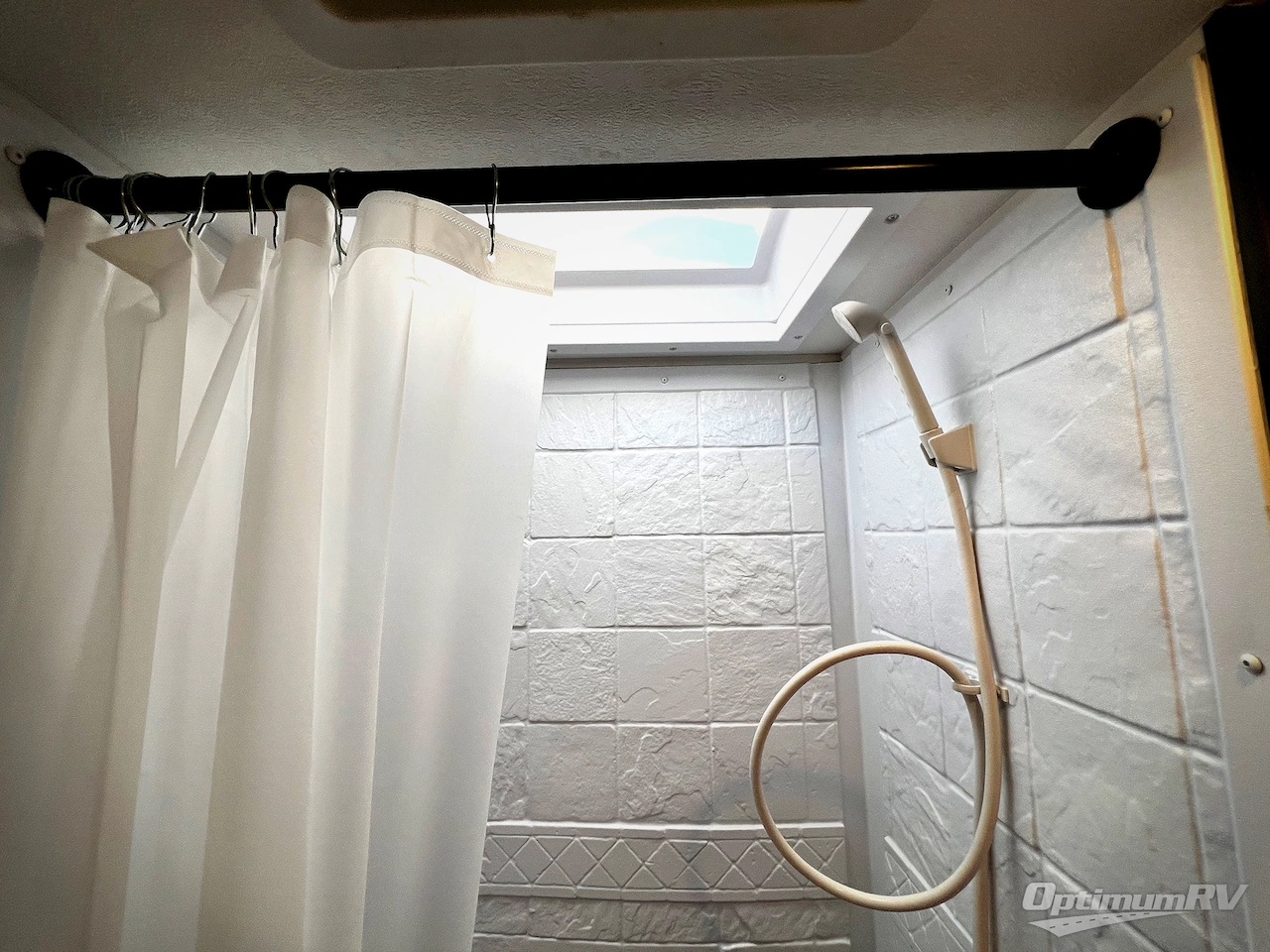 2026 Sunset Park Sun Lite 16BH Photo 15